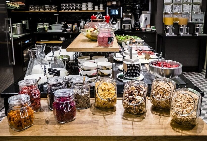 בית מלון כפרי F6