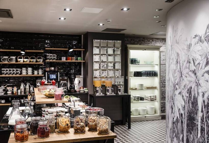 בית מלון כפרי F6