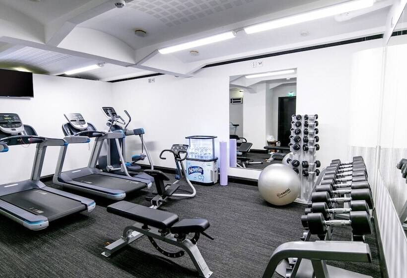 בית מלון כפרי F6