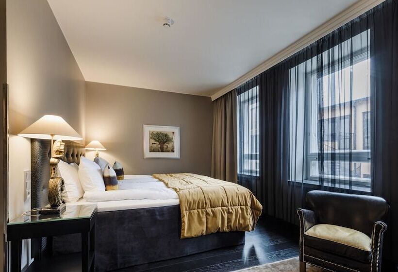 בית מלון כפרי F6