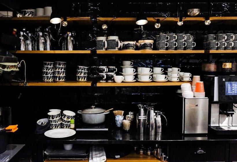 בית מלון כפרי F6