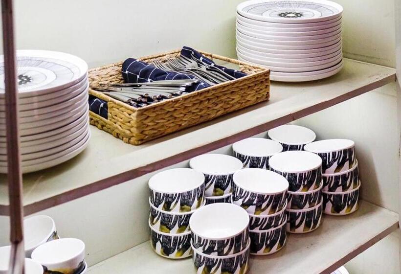 בית מלון כפרי F6