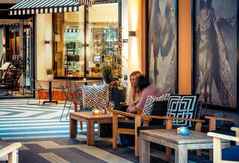 בית מלון כפרי F6