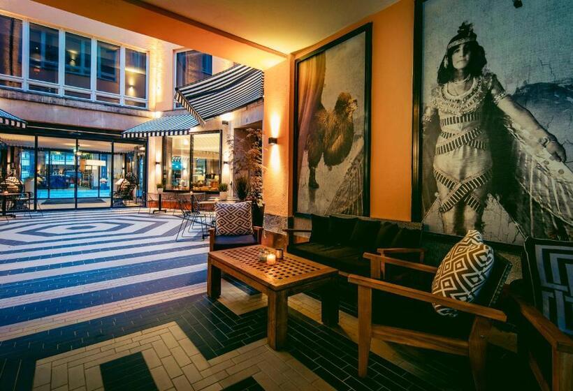 בית מלון כפרי F6