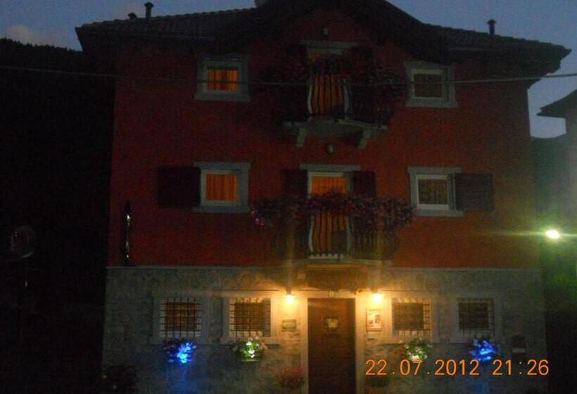 Отель Garni La Genziana