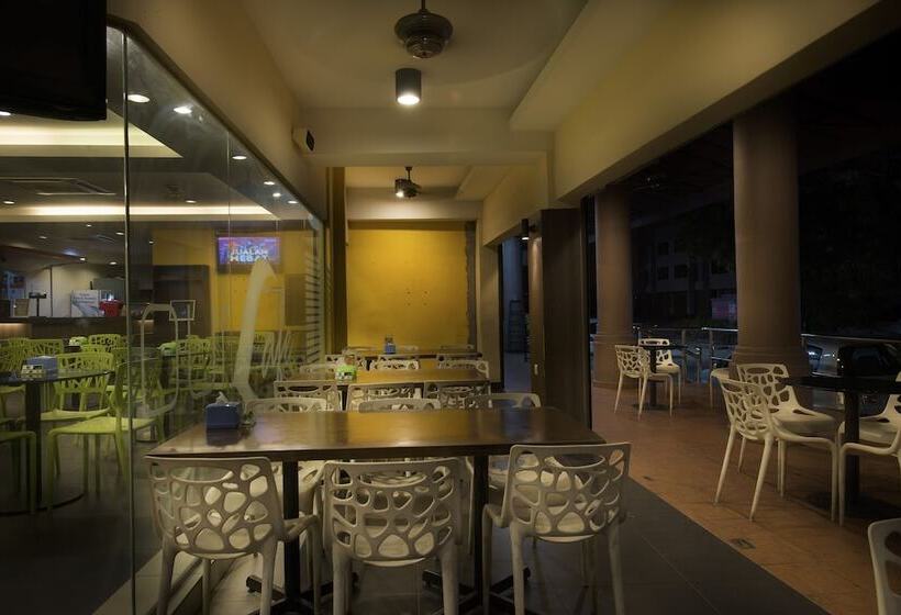 هتل Panmour Villa