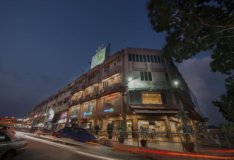 هتل Panmour Villa