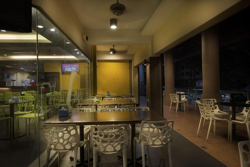 هتل Panmour Villa