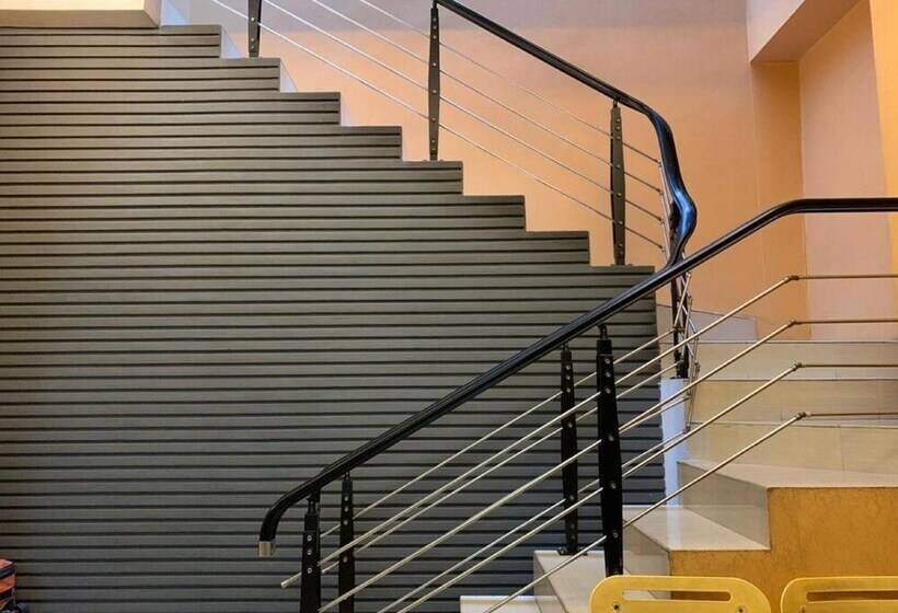 فندق Rumah Shinta