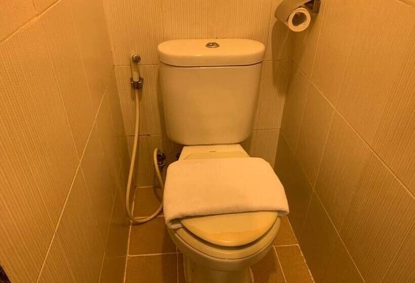 فندق Rumah Shinta