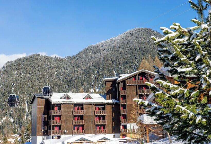 Отель Sowell Family Valfréjus