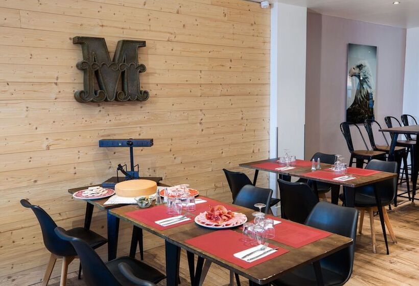 Отель Sowell Family Valfréjus