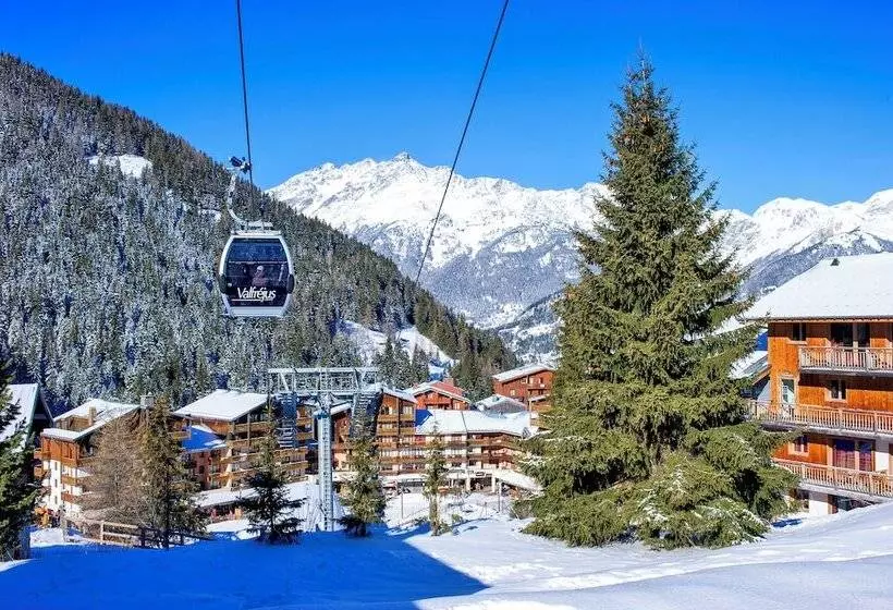 ホテル Sowell Family Valfréjus
