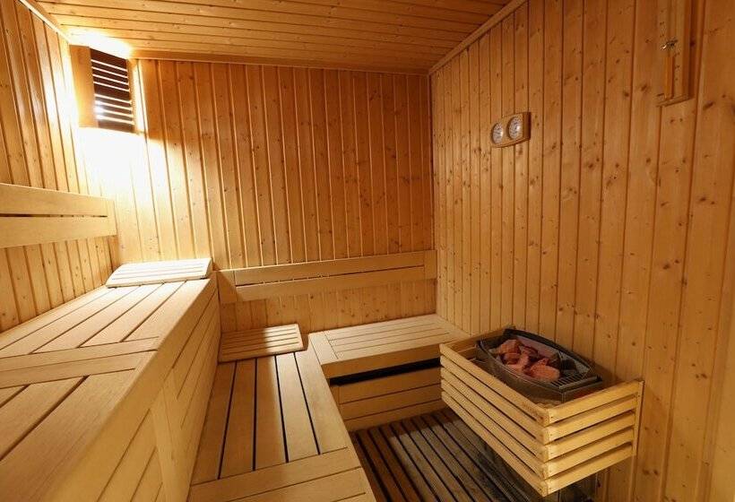 Отель Sowell Family Valfréjus