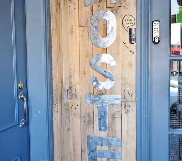 Ocean Bar & Hostel