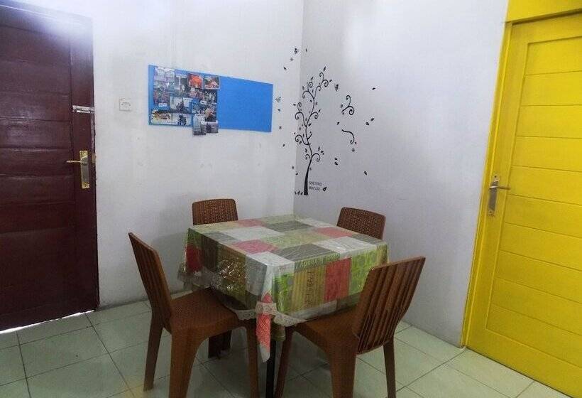 פנסיון Amelia 2 Guest House