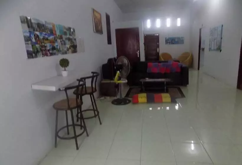 Majatalo Amelia 2 Guest House