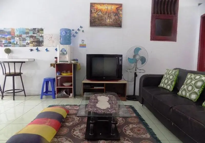 Majatalo Amelia 2 Guest House