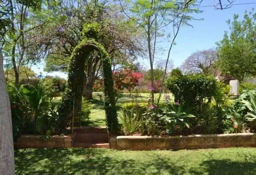 پانسیون Ebuhleni Guest Lodge