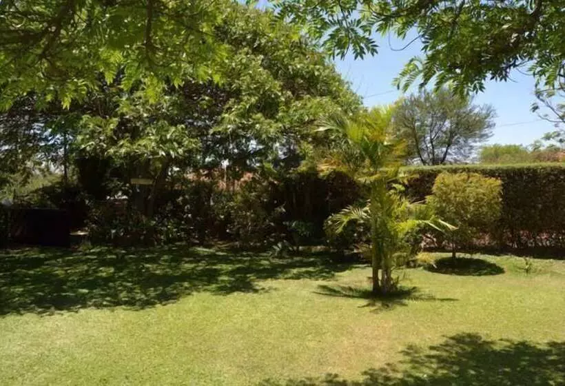 پانسیون Ebuhleni Guest Lodge