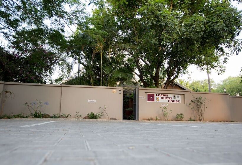 ペンション Loerie Guesthouse