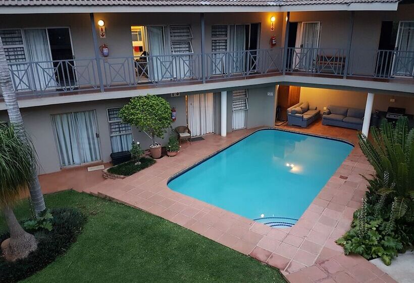 ペンション Loerie Guesthouse