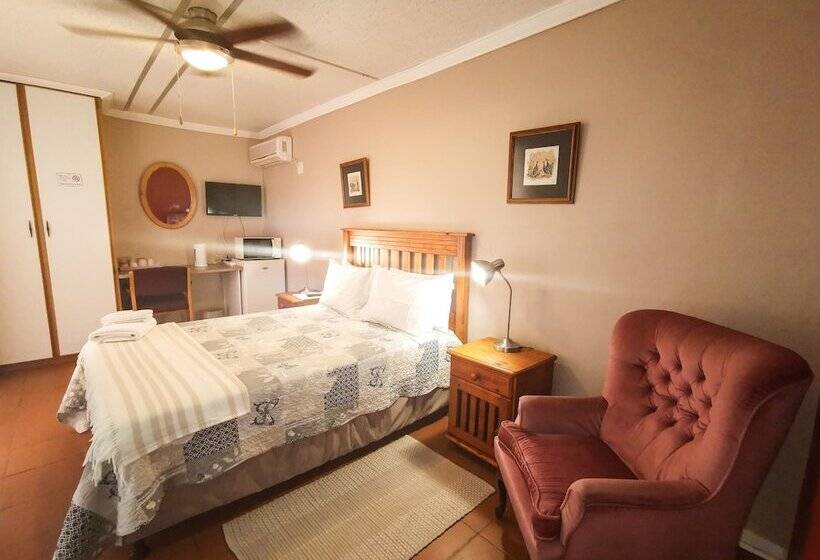 ペンション Loerie Guesthouse