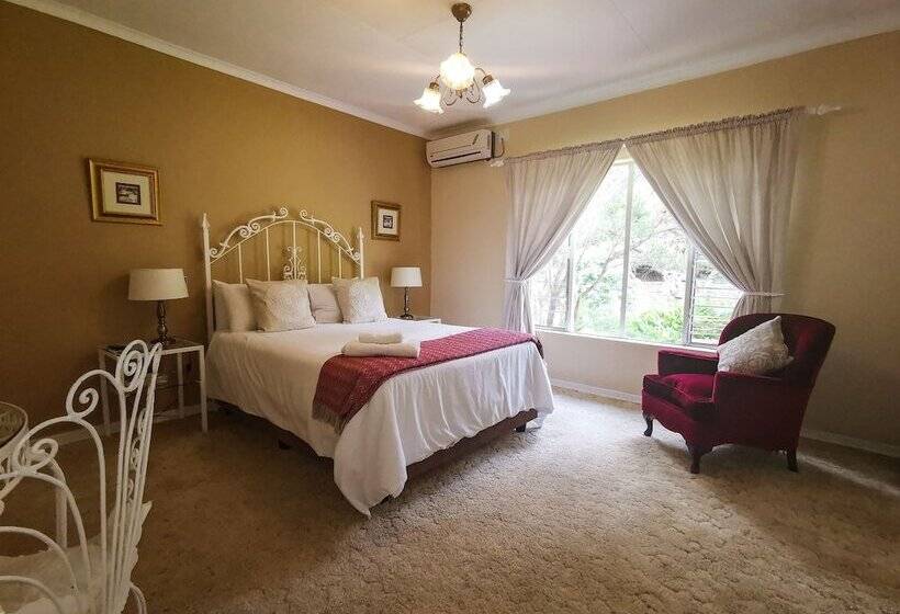 ペンション Loerie Guesthouse