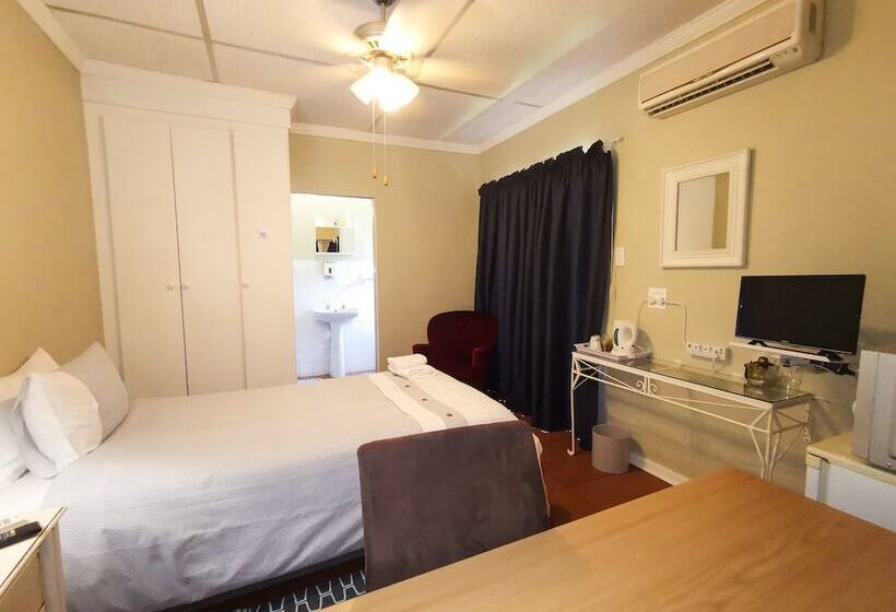 ペンション Loerie Guesthouse