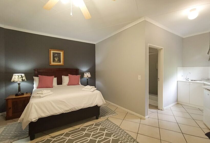 ペンション Loerie Guesthouse