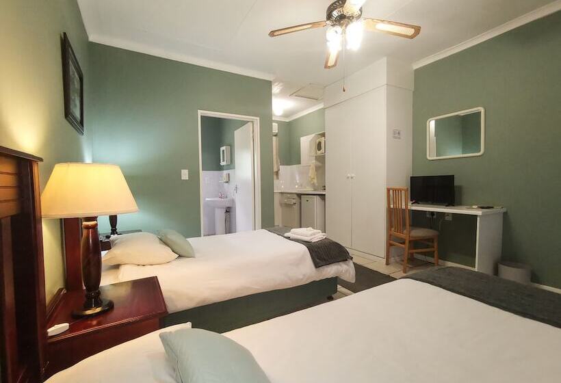 ペンション Loerie Guesthouse