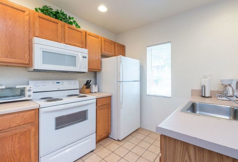 Seven Dwarfs Vacations Resort