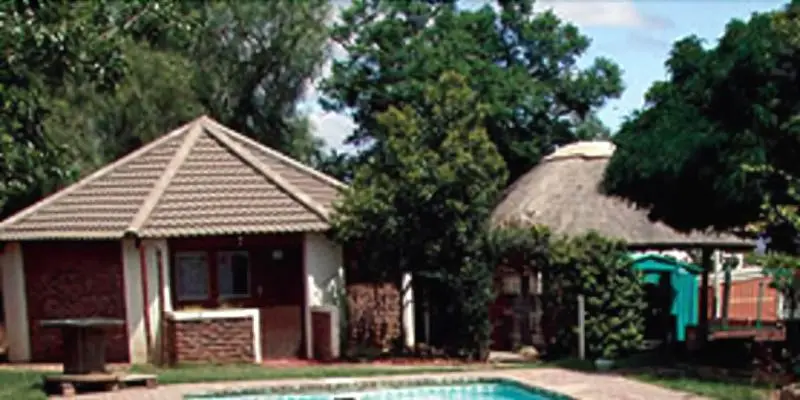 Retkeilymaja Oasis Shanti Backpackers