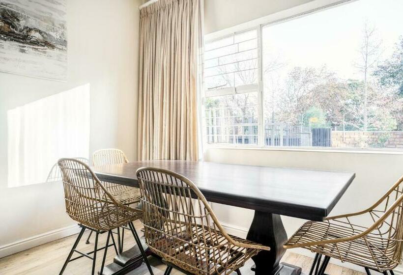 Avemore Vredehof No 1 With Backup Power