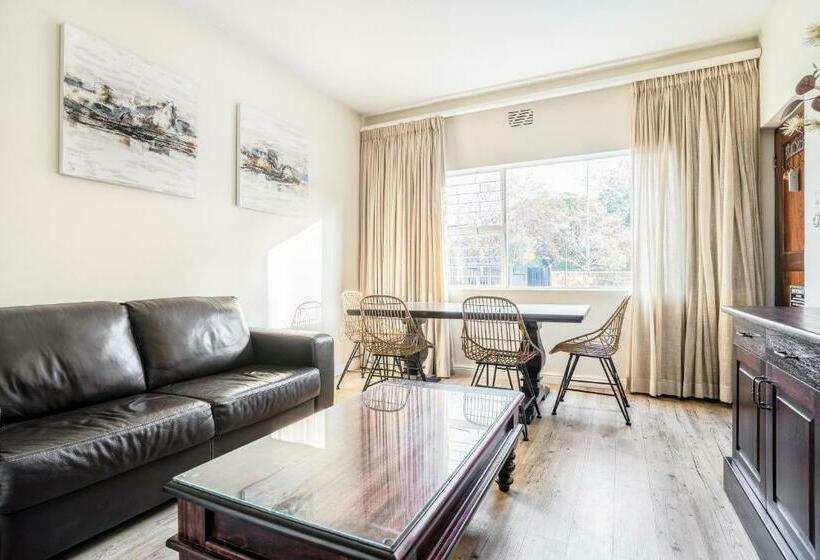 Avemore Vredehof No 1 With Backup Power