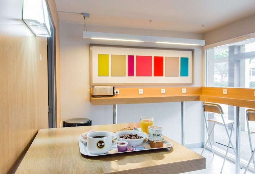 B&b Hotel Bordeaux Mérignac Hôtel De Ville