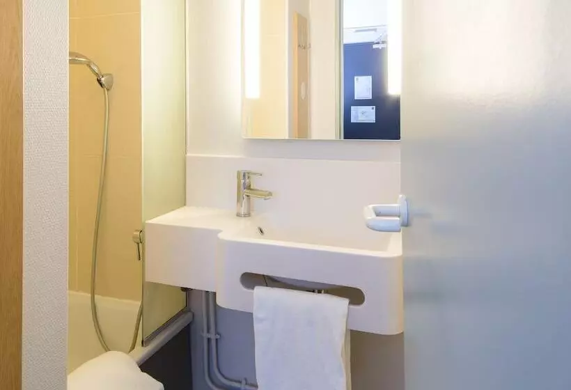 B&b Hotel Bordeaux Mérignac Hôtel De Ville