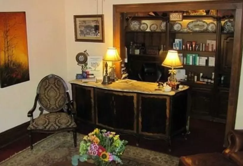 Cliff House Lodge B&b