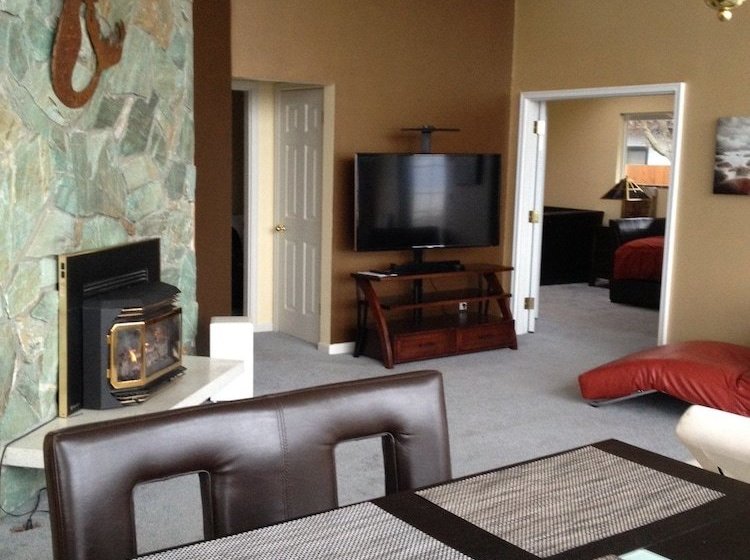 Camano Island Waterfront Vacation Rental