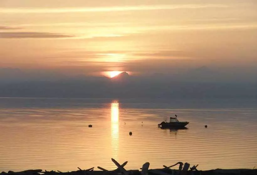 Camano Island Waterfront Vacation Rental