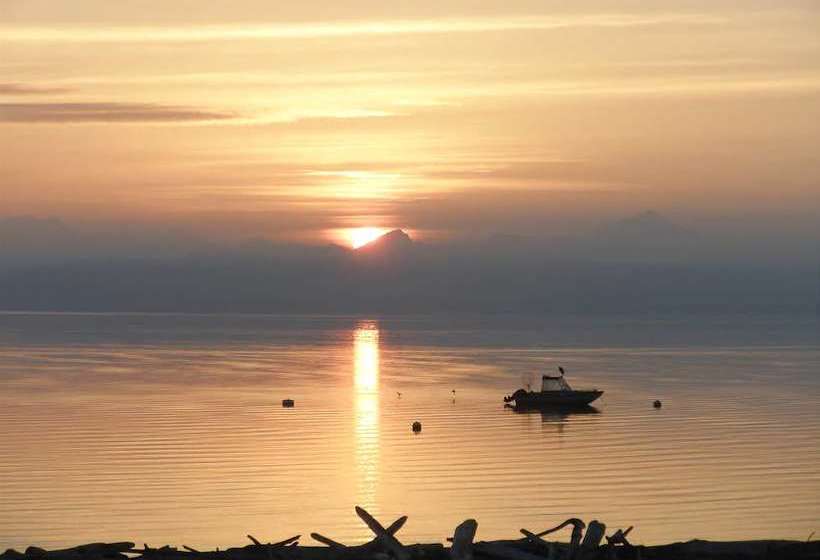 Camano Island Waterfront Vacation Rental