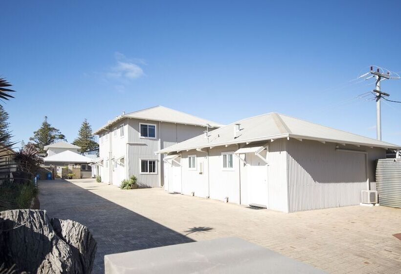 Clearwater Motel Apartments