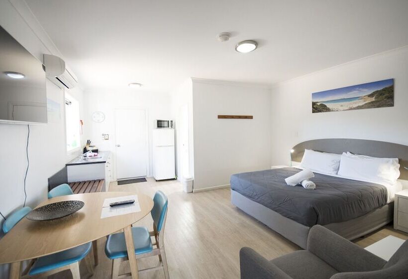 Clearwater Motel Apartments