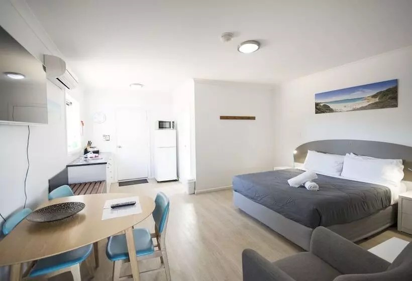 Clearwater Motel Apartments
