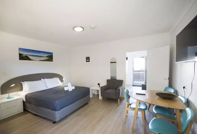 Clearwater Motel Apartments