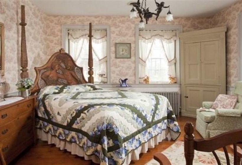 Country Hearth Bed & Breakfast