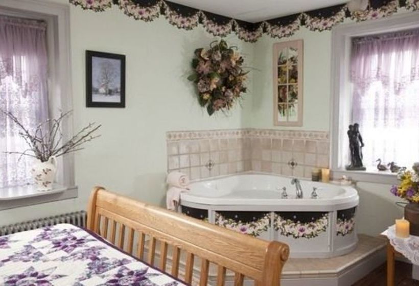 Country Hearth Bed & Breakfast