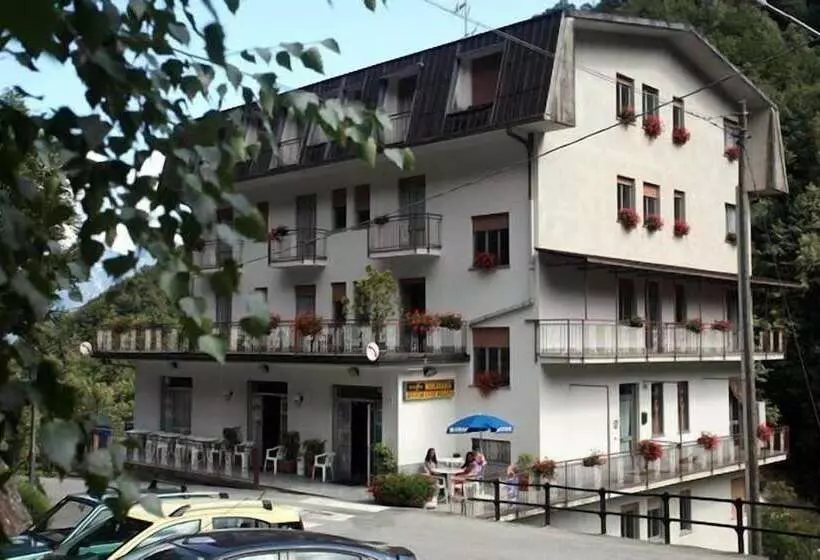 Hotelli Albergo Regina