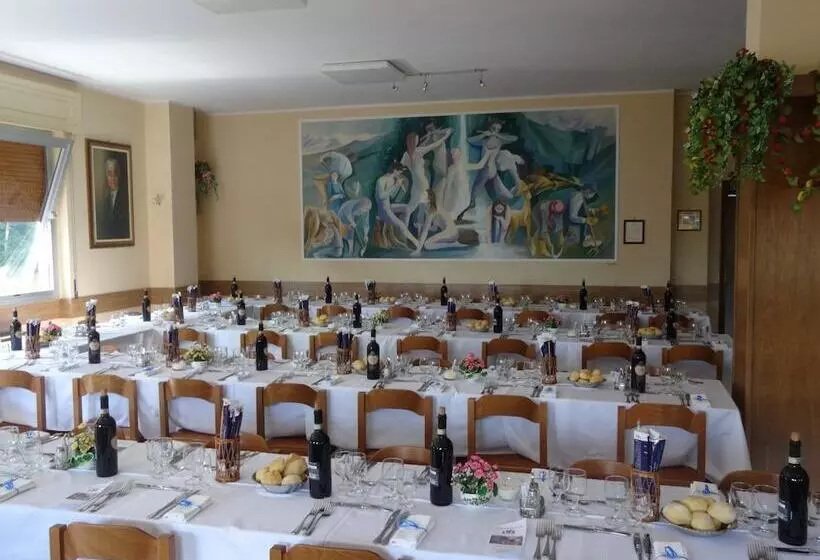 Hotelli Albergo Regina