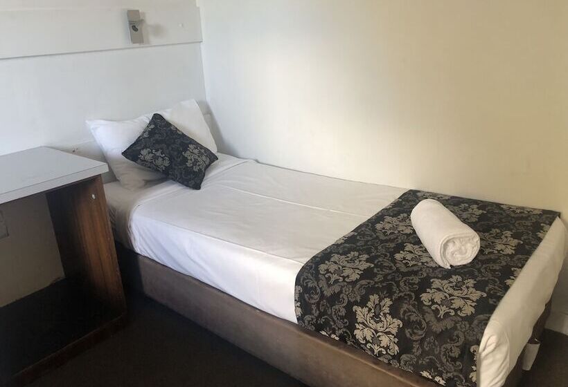 The Commercial Hotel Nambour